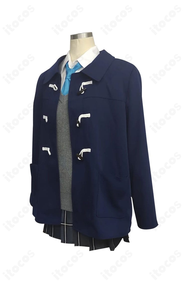 小鳥遊ホシノ 2年生制服コスプレ衣装の側面ビュー。コート丈やベストのレイヤー感、袖のシルエットを示す画像