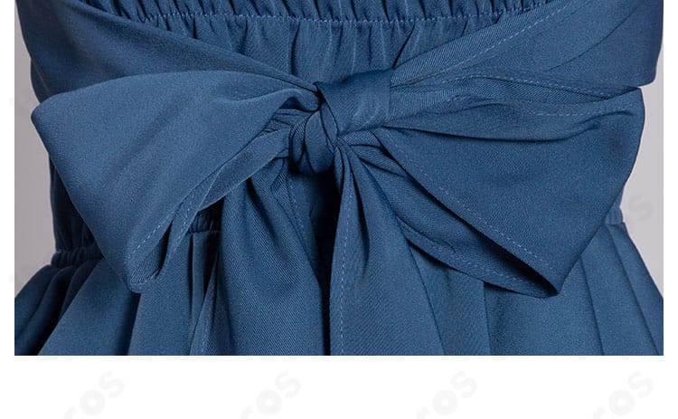 背面の蝶モチーフ装飾アップ。立体感のある意匠で華やかさを演出する画像