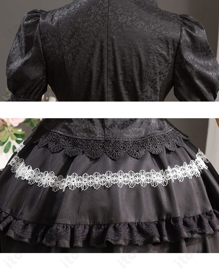 時崎狂三 コスプレ衣装の背面装飾アップ。結び目とパーツ配置の仕上がりを示す画像