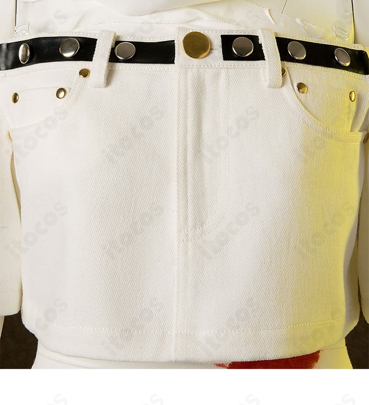 上衣の正面装飾アップ。A.B.Aの胸元〜フロント意匠を捉えたディテール画像