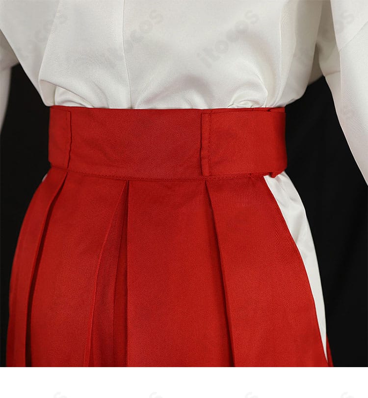 亜也子コスプレ衣装のウエスト周りの細部。帯風デザインと縫製ラインの整いで美しい腰回りを再現。