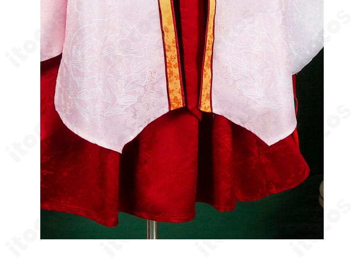 巫女姫様衣装 スカート下部ディテール。下層の装飾と陰影が映える部分拡大