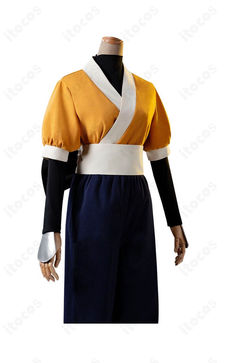 【推しの子】有馬かな コスプレ衣装の側面シルエット。コルセットベルトとパンツのラインが美しく、可動性にも優れた設計。