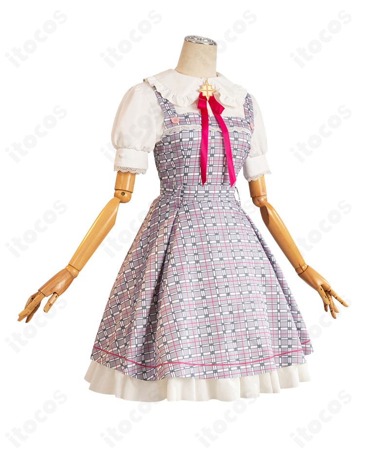 左側面。学園制服コスの肩紐バランスとスカートの広がりを確認できるディテールカット