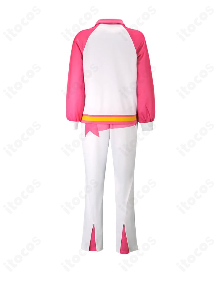 アイカツ！ スクールジャージ背面。背面ヨークの切替と配色、スタンドカラー後ろ姿のラインを強調。