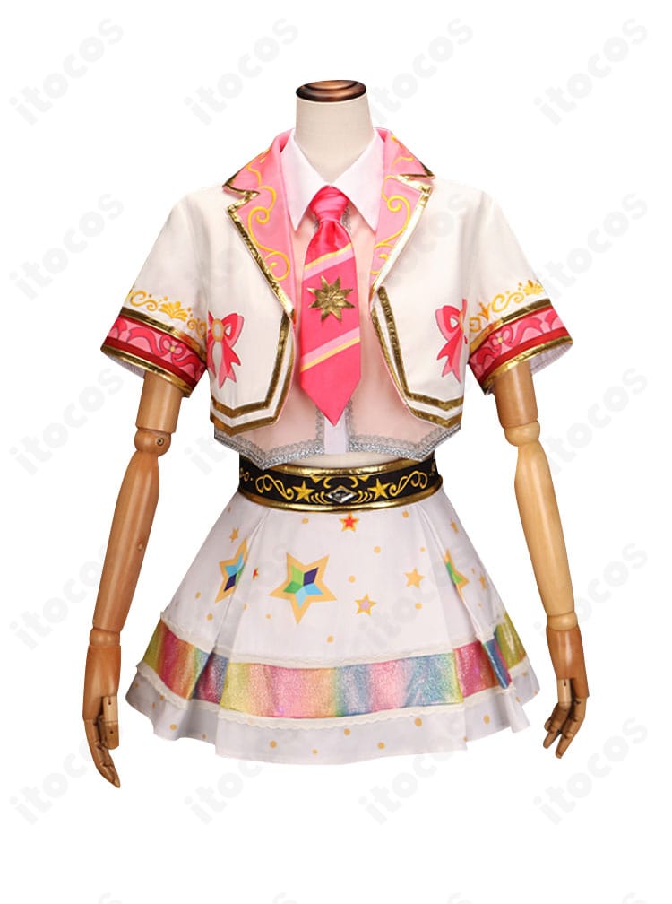 星宮いちご ヒラリ／ヒトリ／キラリ コスプレ衣装の正面ビュー。配色と装飾のバランスが分かる全体像。