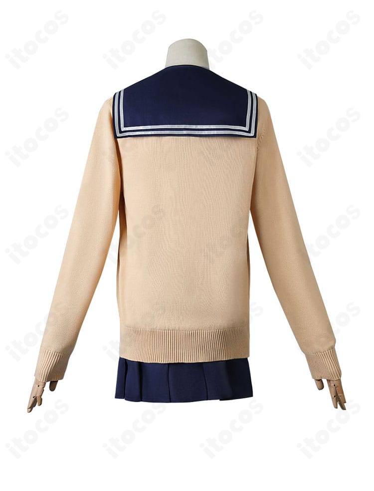 商品背面の全体。背面の切り替えや丈感が確認でき、制服らしい端正なフォルムを再現しています。