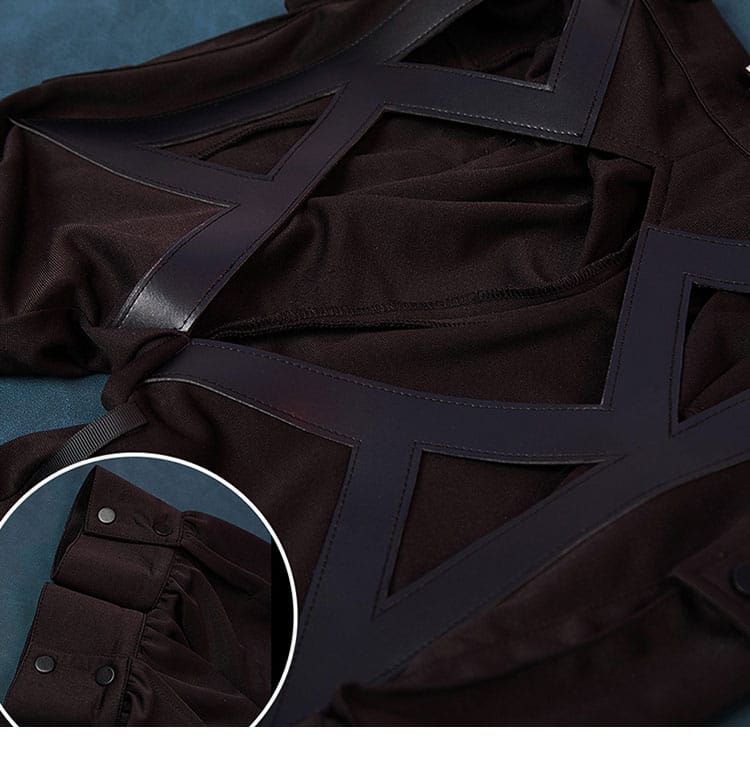 ウンファ コスプレ衣装 袖口ディテール。ボタンとカフスの仕上げが分かる画像。