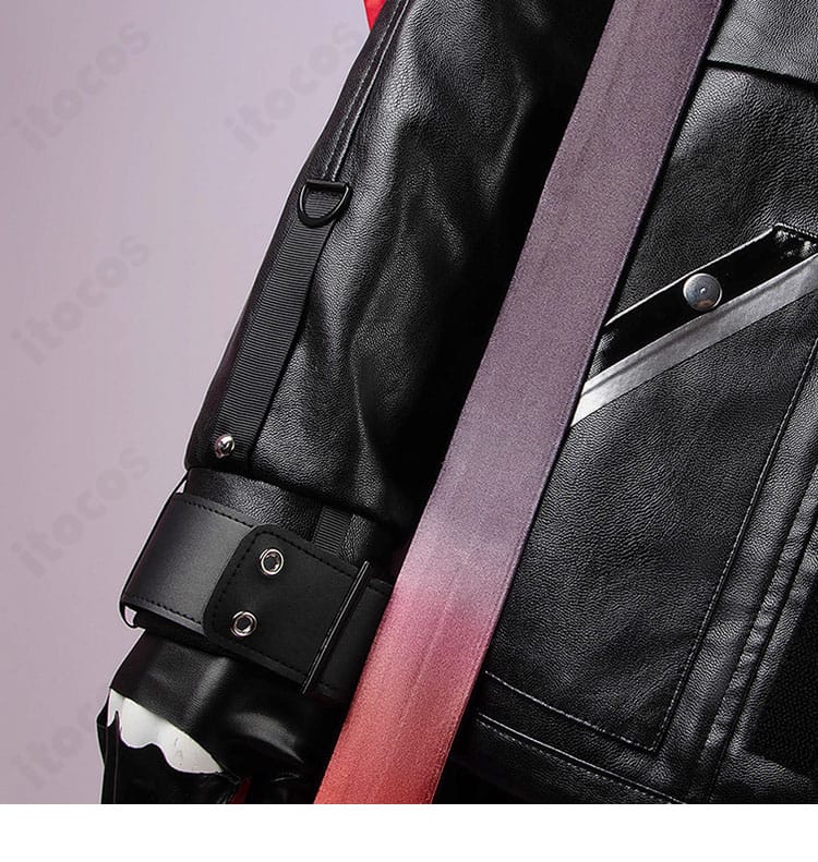 ウンファ コスプレ衣装 袖の刺繍と装飾細部。袖口の形状とステッチが見える画像。