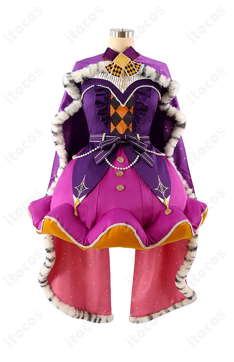 鳳えむ クイーン・オブ・ダイヤ衣装の正面全身。華やかな配色と精緻な刺繍、リボンが映えるデザイン。