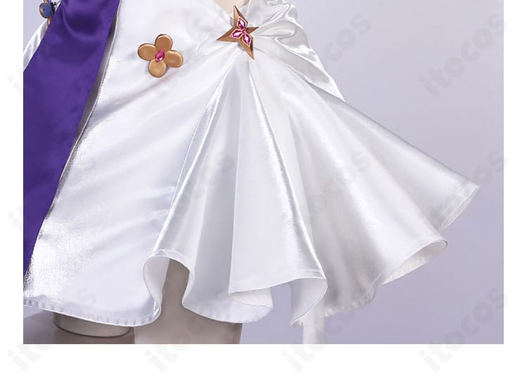 ユニコーン衣装のスカート裾ディテール。細かな意匠とほのかな光沢感を捉えた写真。