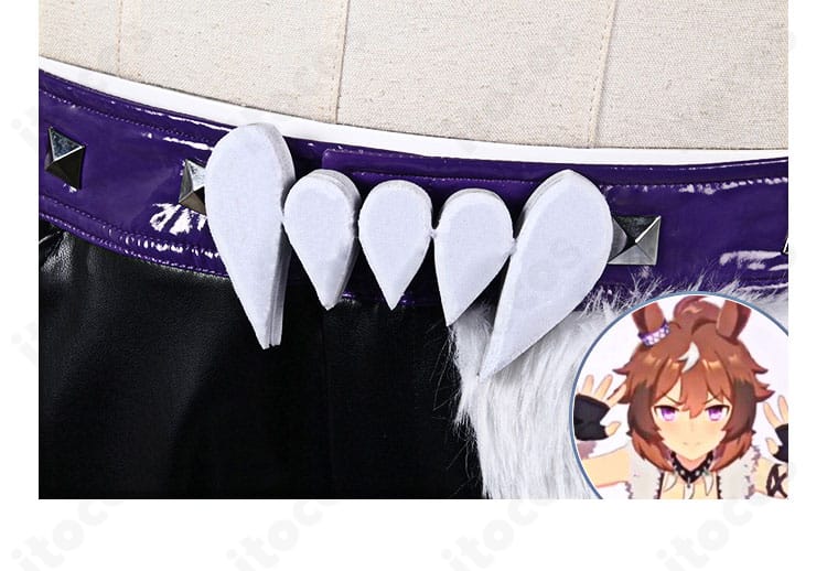 ショートパンツとベルト周りの装飾アップ。金具と配色のコントラストでキャラらしさを強調。