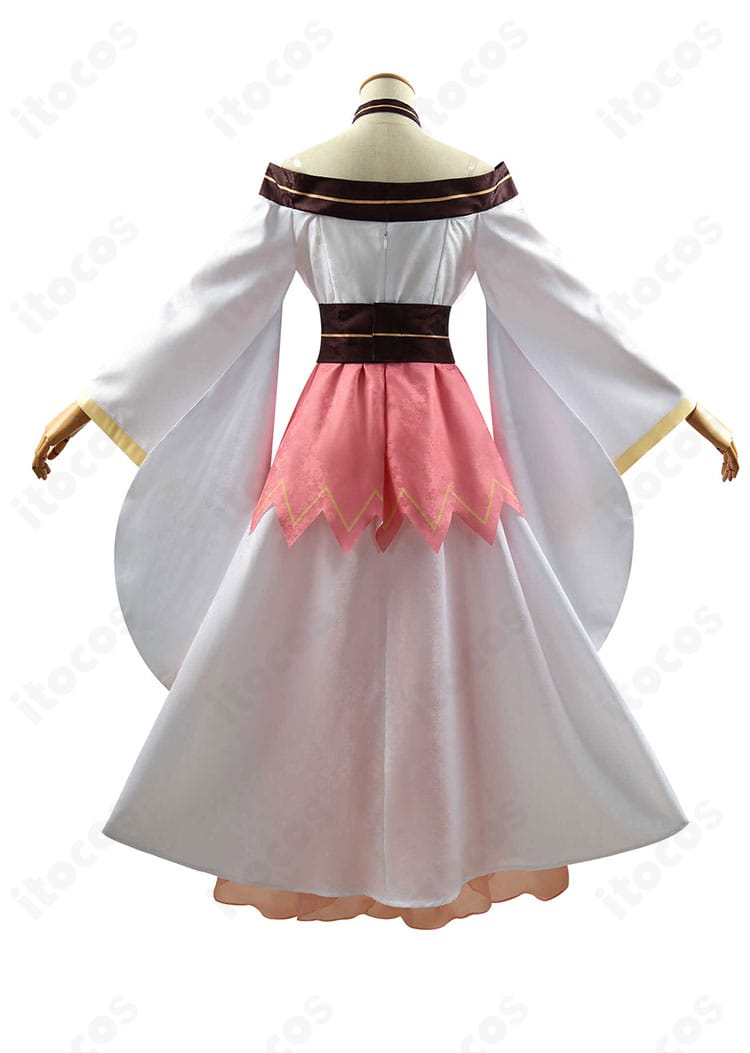 五河琴里 イフリート霊装 コスプレ衣装の背面カット。大型リボンと背面フリル、スカートのドレープラインを確認できる画像。