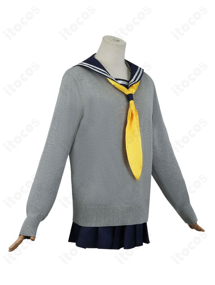 虎視餡子 衣装を右側から撮影。シルエットラインと装飾ディテールが確認できるサイドビュー。