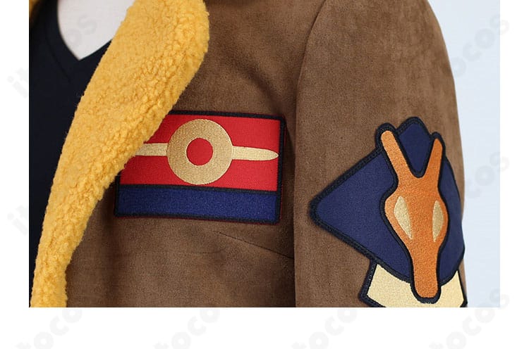 肩・袖装飾のクローズアップ。縁取りとステッチワーク、質感の仕上がりがわかる画像