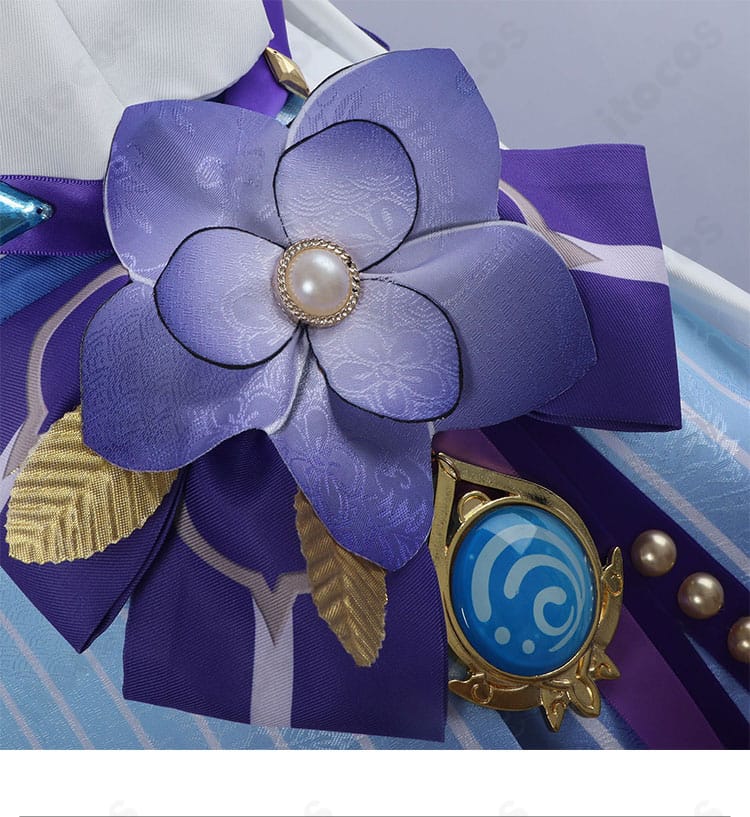 原神 ニィロウ 東風はこぶ花の吐息 コスプレ 腰部の花飾りディテール。立体装飾と色彩のコントラストを鮮明に表現。