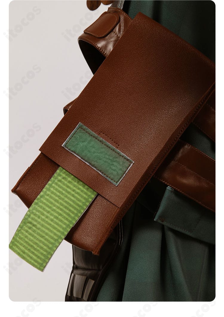 ヴァロラント スカイ コスプレ衣装の脚部装飾ディテール。パンツ側面の意匠を強調