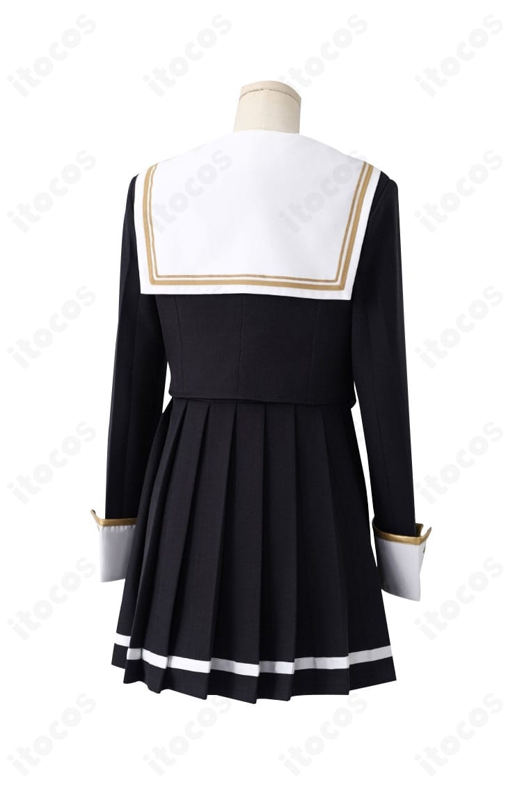 アリサ・ミハイロヴナ・九条 制服コスプレ 背面。後ろ姿まで整ったラインと丈感を確認できる画像。