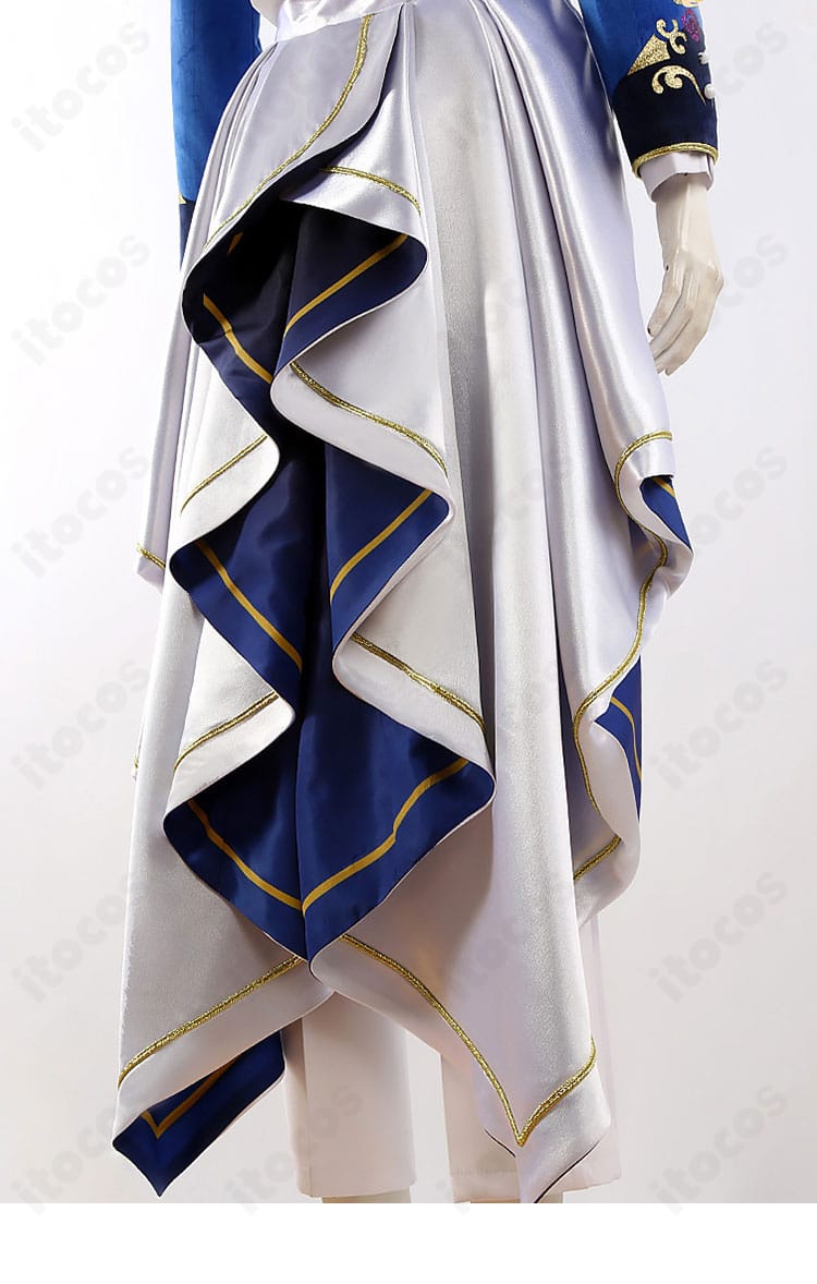 朔間零 コスプレ衣装の裾装飾の拡大。縁取りと意匠の仕上げが分かる。