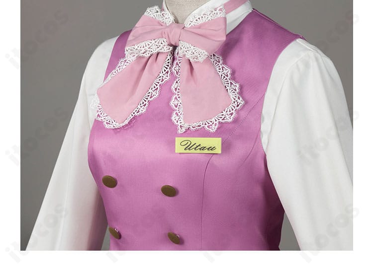 肩から袖にかけての装飾ディテール。レースと縫製の丁寧さが分かる寄りカット。