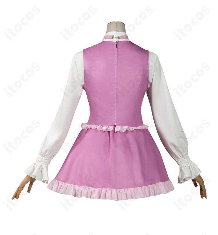 しゅごキャラ! ほしな歌唄 コスプレ衣装の背面。背中の切り替えとベストのラインを忠実に再現。