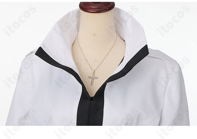 グレイ衣装の領口デザインと襟元の形状アップ