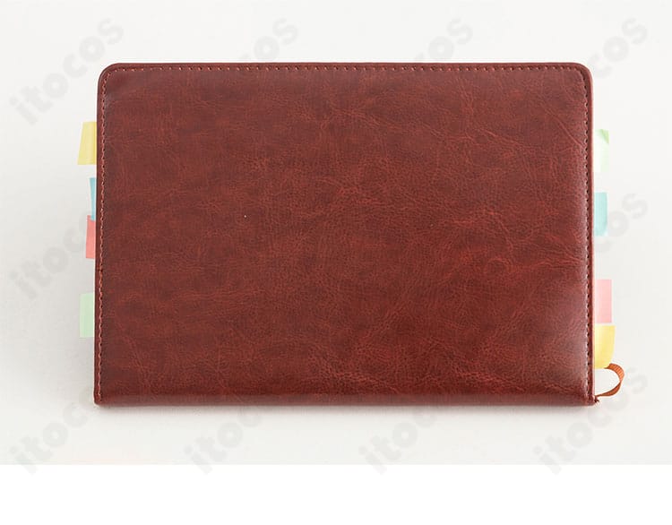 Identity V 第五人格 昆虫学者 メリー・プリニウス 衣装のメモ帳小物のクローズアップ。キャラクター性を引き立てるアイテム