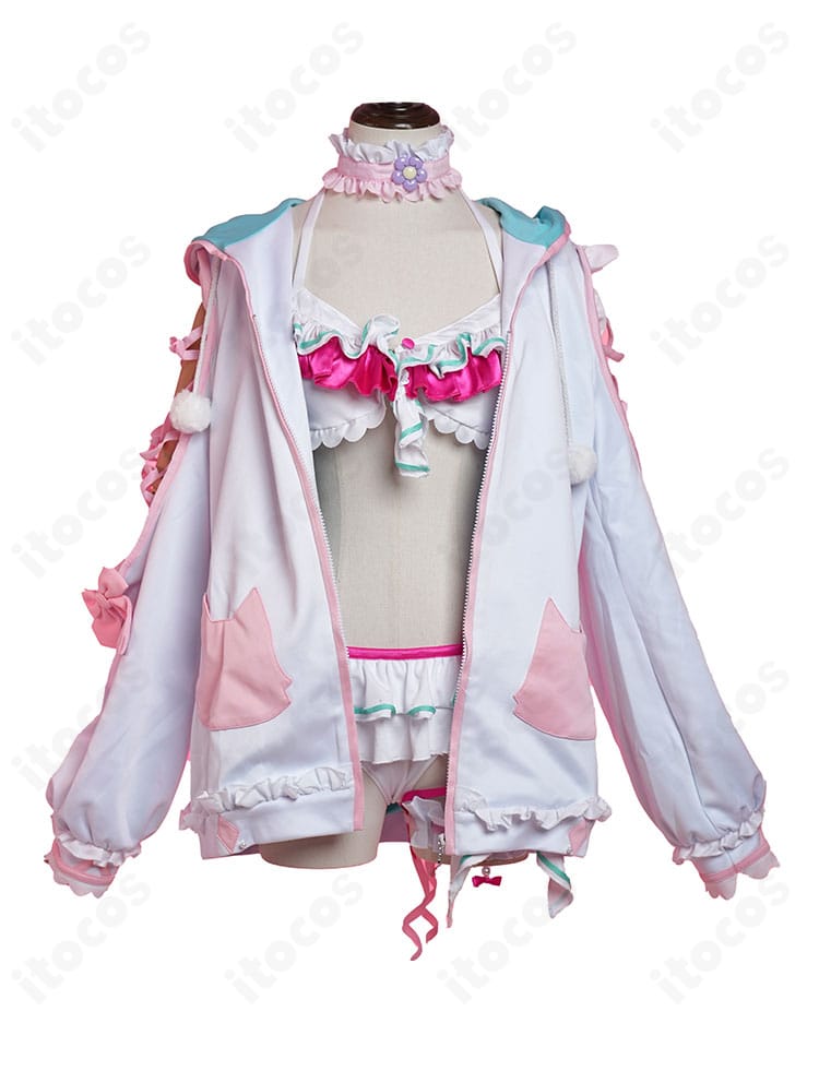 博衣こより パーカー水着コスプレの正面全身。パーカーと水着上下、アクセサリーの配置が確認できるカット。