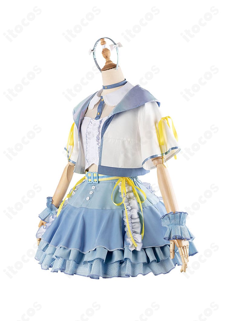 藤田ことね コスプレ衣装の側面。袖口やスカートのライン、立体感を示すサイドビュー