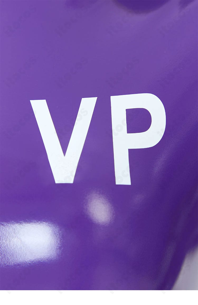 ジュエリー・ボニー エッグヘッド編コスプレ衣装の前胸ディテール。アクセントパーツと配色の再現性を確認できる。