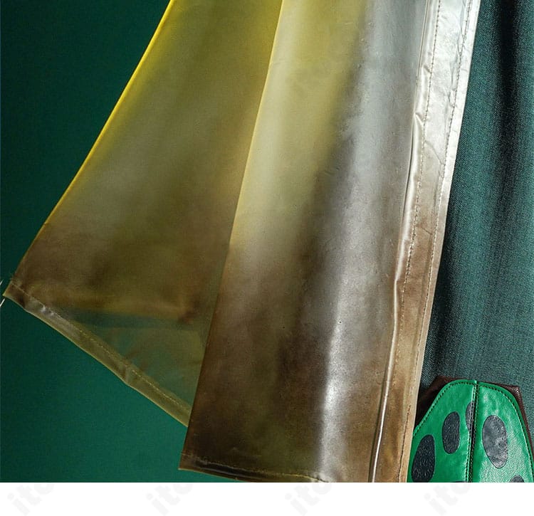 第五人格 墓守コスプレ衣装の裾装飾の接写。縁取りとパターンのこだわりが見える