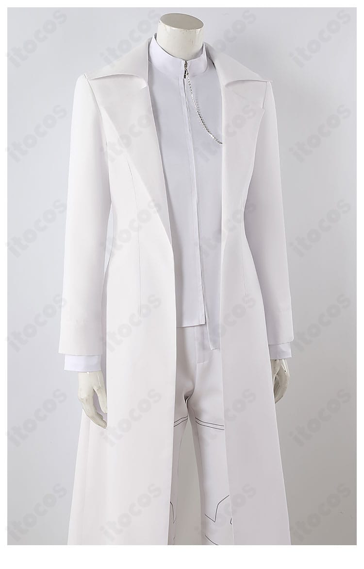 装飾ディテール近接｜刺繍と装飾パーツの質感が分かるイヴァン衣装