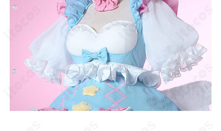 初音ミク 夢かわプリンセス衣装のビーズ刺繍と装飾パーツのアップ。質感と配列が分かる画像