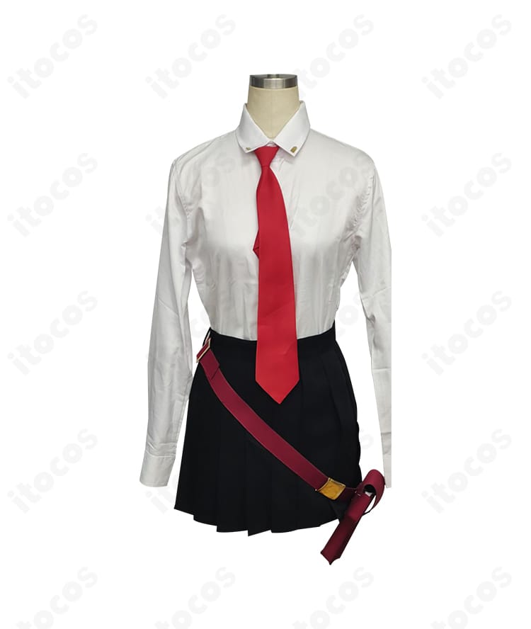 ブルーアーカイブ 風紀委員会 制服コスプレのシャツディテール。生地感とボタン、ネクタイ結び目の仕上がりを示すクローズアップ。