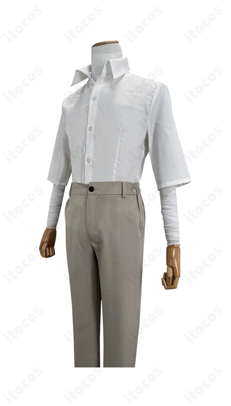 太宰治のシャツディテール。襟元と前立ての端正な仕上がり