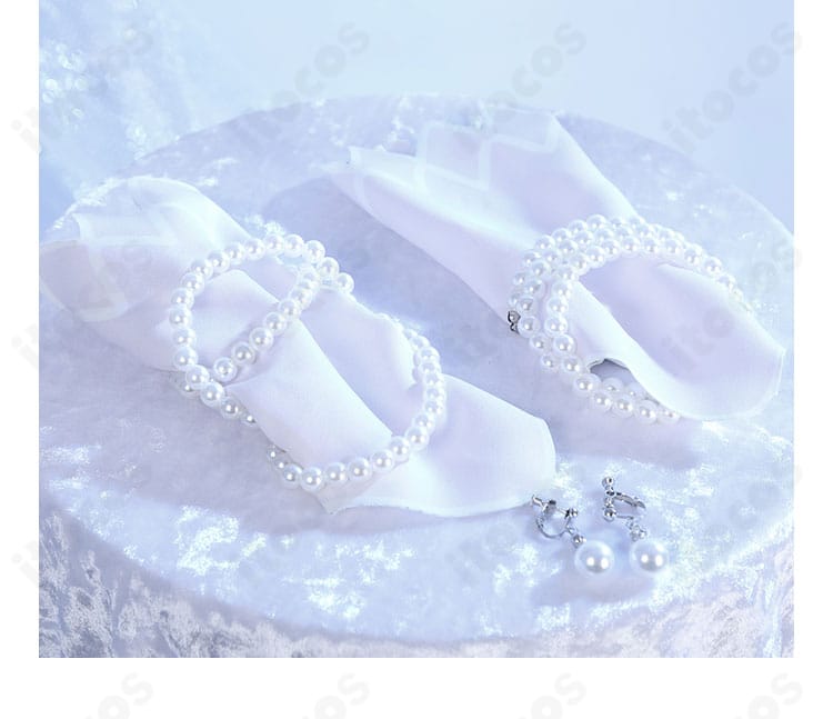 袖カバー装飾のディテール（質感・縁取り）