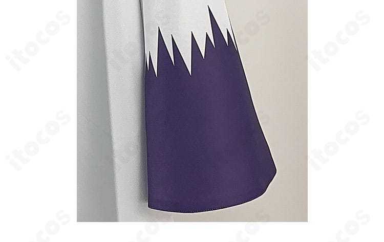 袖口装飾の近接｜袖ラインとステッチがわかる高品質仕立てのコスプレ衣装