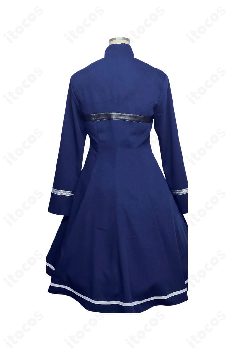 小鳥遊ホシノ軍服コスプレの背面ディテール。背面装飾とライン取りでキャラクター性を表現。