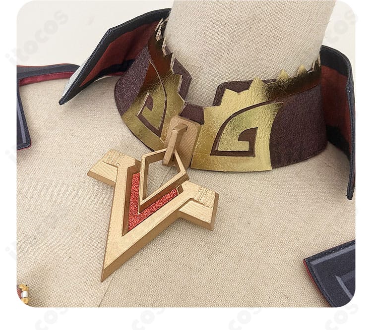 マーヴィカ 炎神コスプレ衣装・ネックレス装飾の詳細。華やかな首元アクセで神格感を演出。