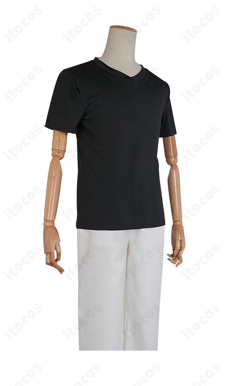 東京卍リベンジャーズ 今牛若狭 コスプレ用インナーTシャツ。通気性の良い素材でコートとのレイヤーが快適。