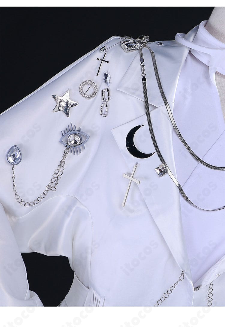 プロセカ 東雲彰人 エイプリルフールver. 肩・袖の装飾ディテール。テープ状パーツとステッチワークの質感が分かる。