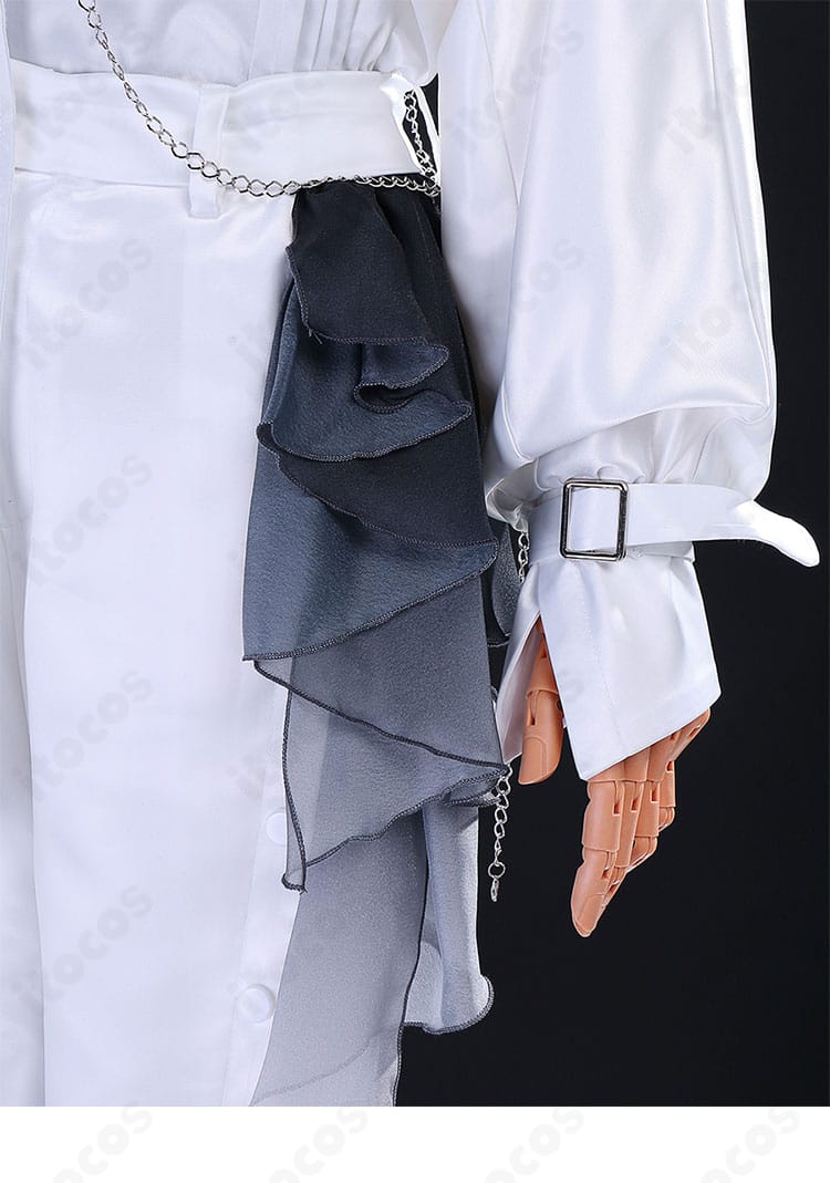 プロセカ 東雲彰人 エイプリルフールver. 腰周りと袖口の装飾詳細。ベルト、飾りチェーン、チョーカーの質感を再現。