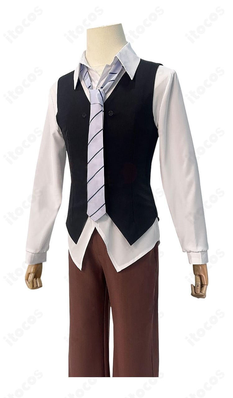 インナー（ベスト＋シャツ＋ネクタイ）の正面ディテール。襟元の形状とボタン配置を強調。