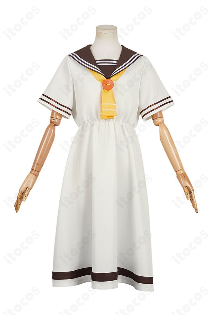 温水佳樹コスプレ衣装の正面ディテール。ワンピース、スカーフ、靴下の3点セット構成が分かるカット。