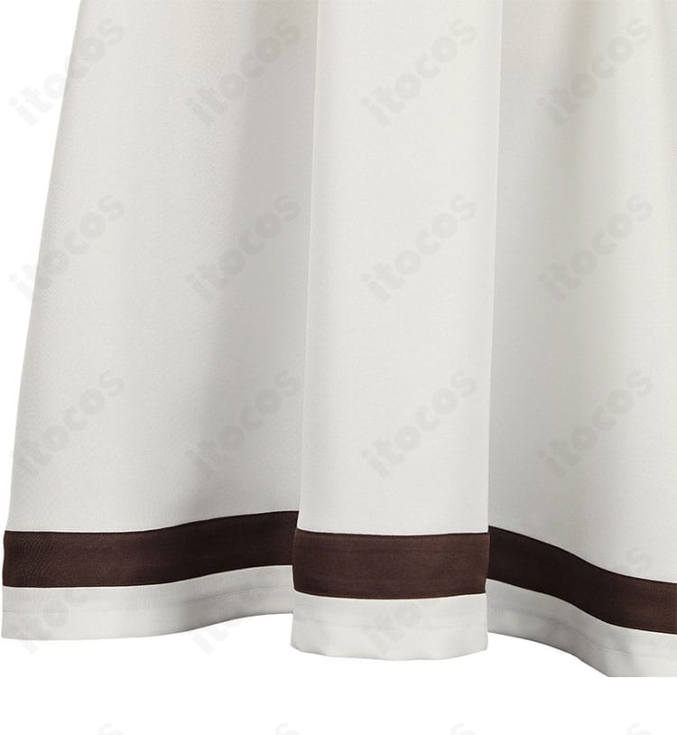 温水佳樹コスプレ衣装のスカート部分。裾の仕上げと装飾の立体感がわかるディテールカット。