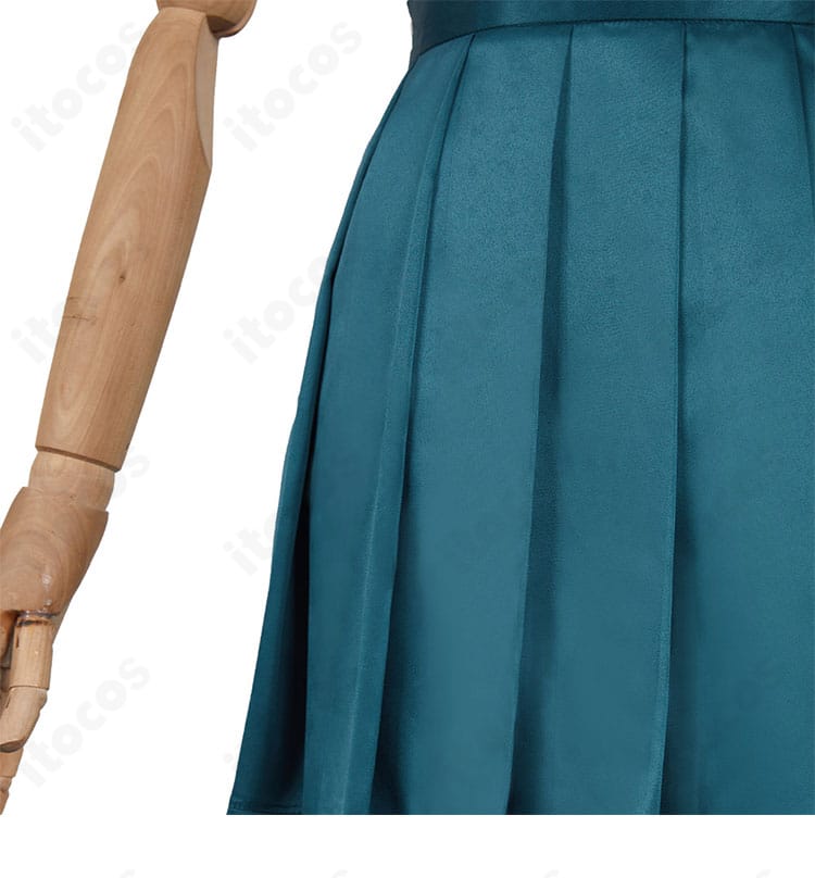 スカート部分のアップ。規則的なプリーツと装飾が撮影映えする仕上がり。