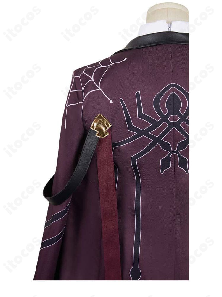 背面の細部アップ。ヨークラインと装飾の質感でキャラクターイメージを強調した画像。