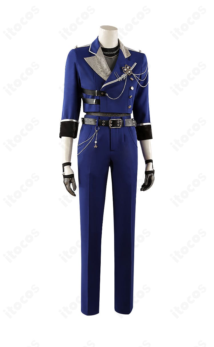 KAITOコスプレ衣装の側面。コートのシルエットとライン取り、袖の長さや落ち感を確認できる角度。