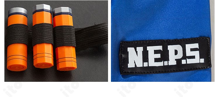 セス・ローウェル衣装 手首アクセサリーの拡大。ブレスとベルトの金具表現。