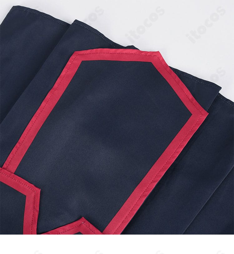 東日万凛 コスプレ衣装のスカート裾ディテール。動きに映えるラインを強調